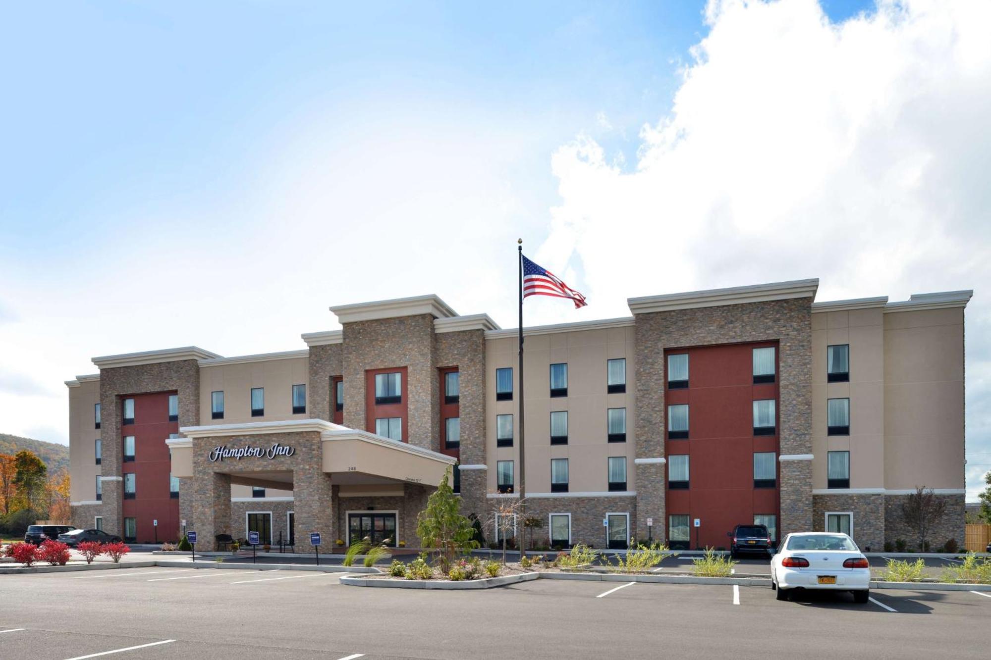 Hampton Inn Corning/Painted Post Exteriör bild