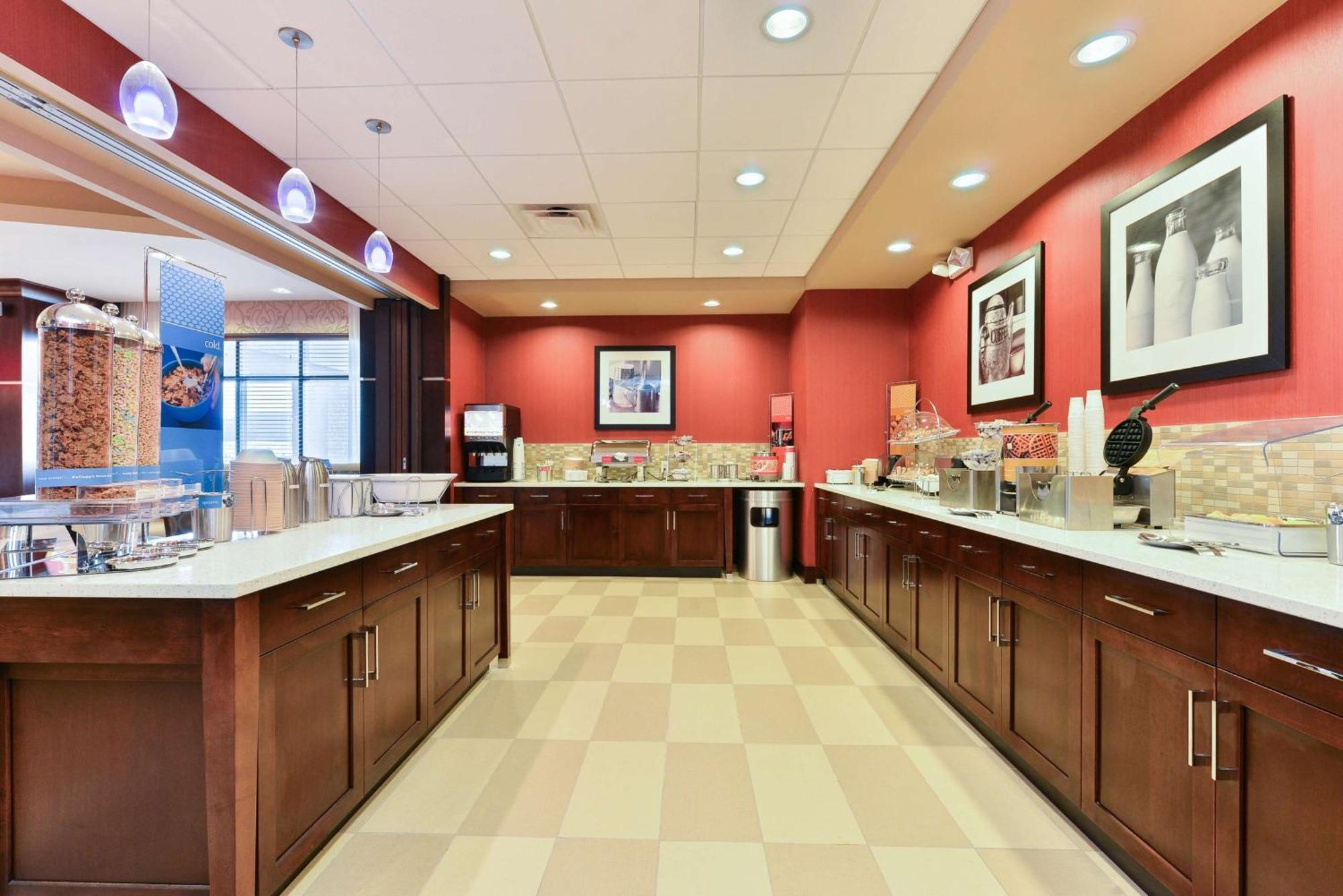 Hampton Inn Corning/Painted Post Exteriör bild