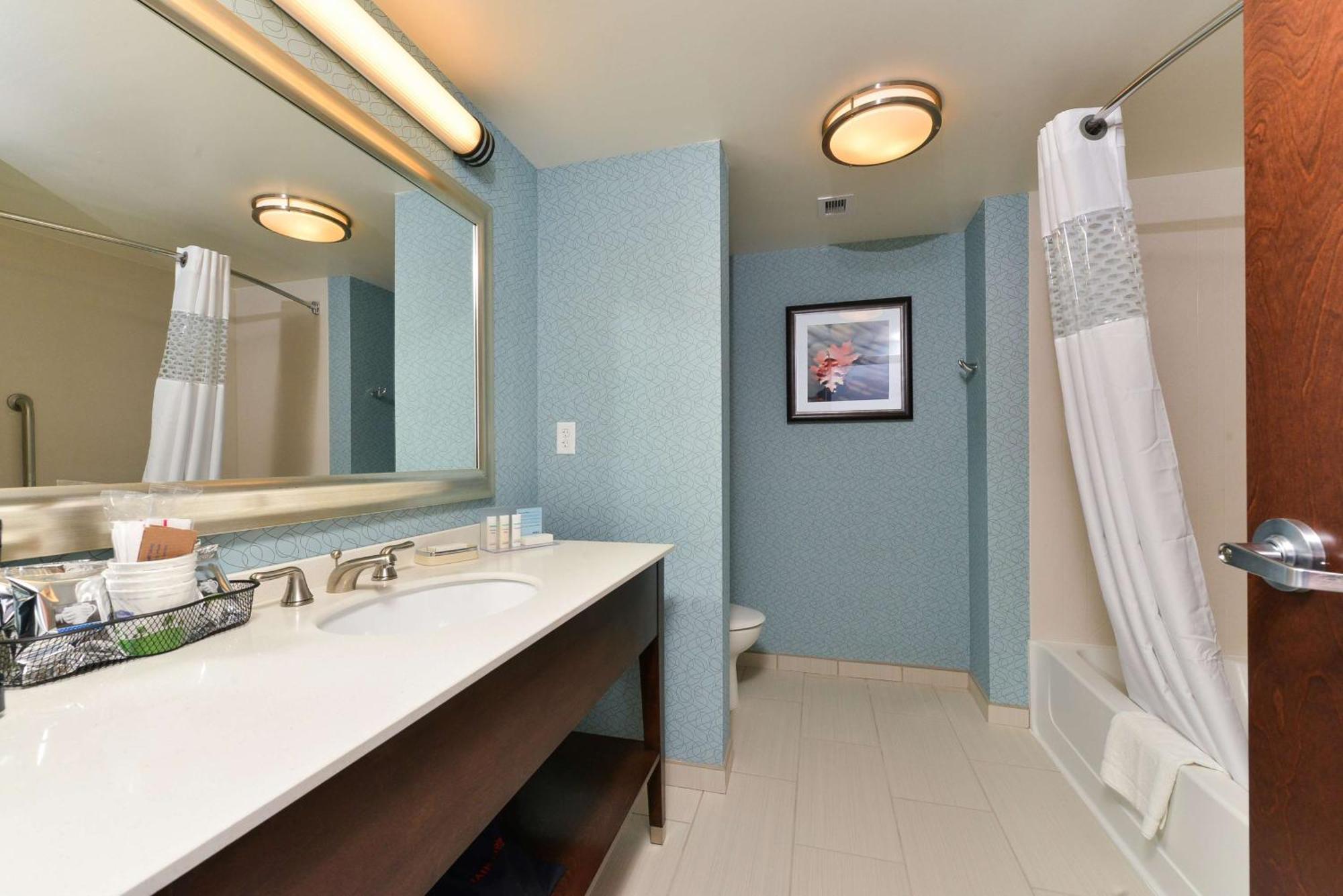 Hampton Inn Corning/Painted Post Exteriör bild