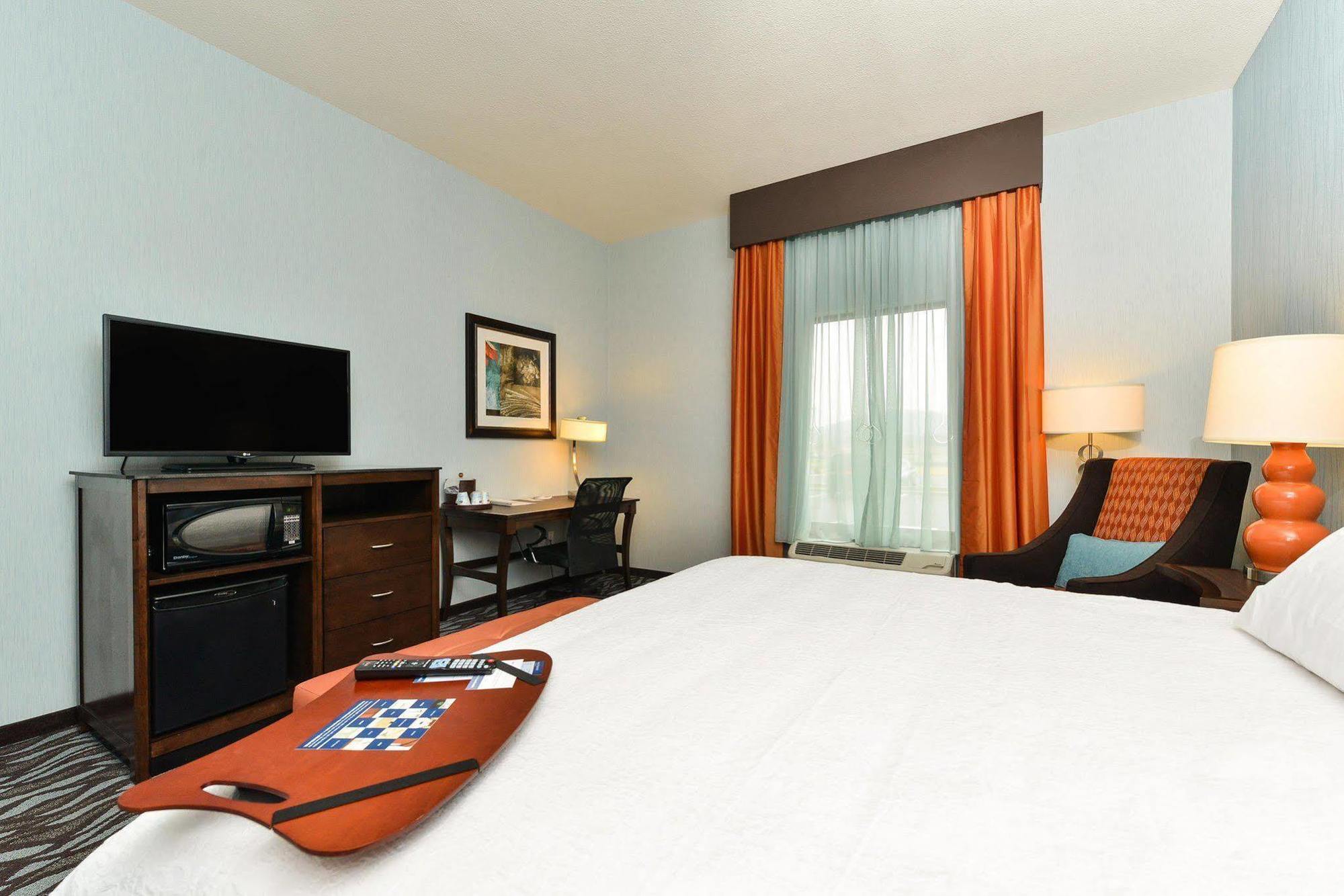 Hampton Inn Corning/Painted Post Exteriör bild
